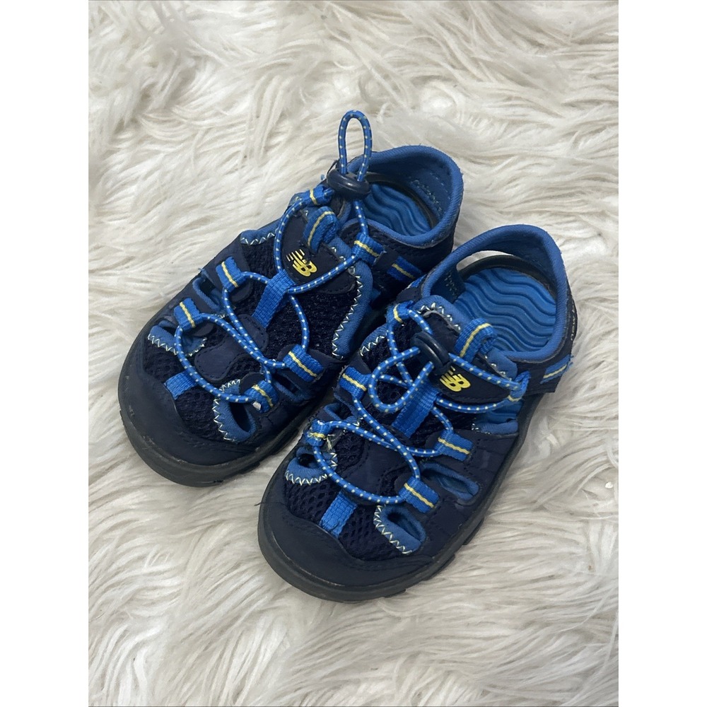 New Balance Toddler Shoes Size 7.5 Water Hiking Outdoor Blue Pull On Unisex EUC